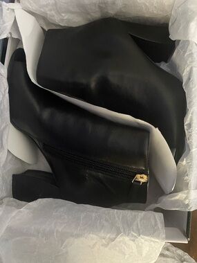 Nine West Black Leather Ankle Booties with Gold Zipper